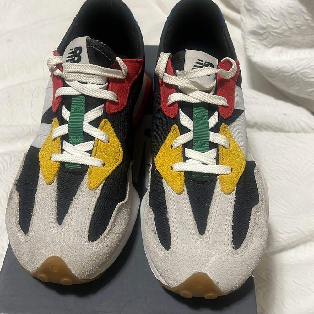 New balance shoes